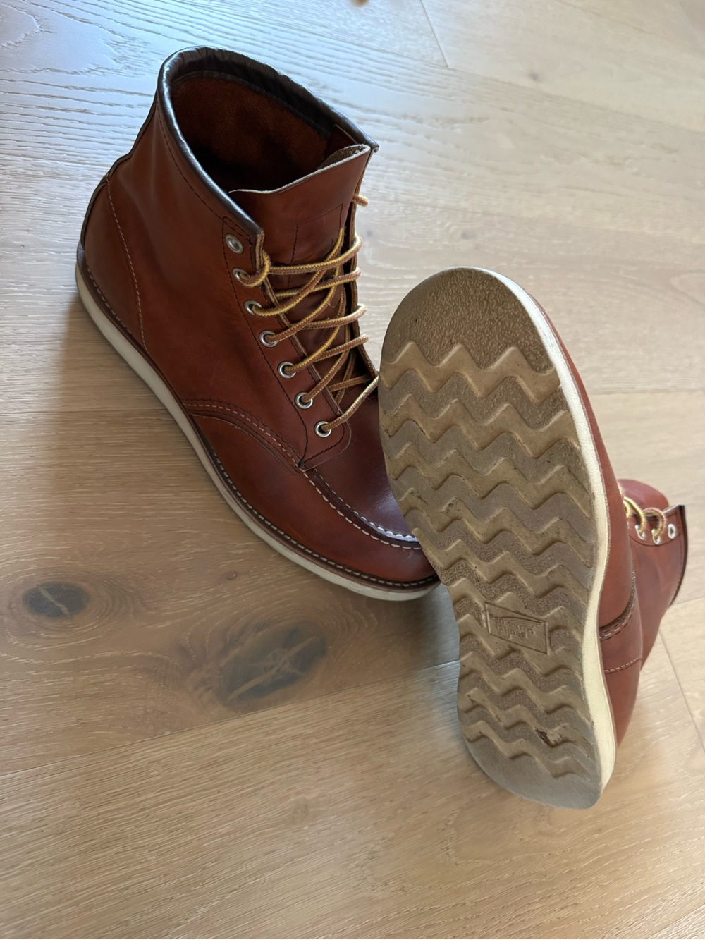 Red Wing Shoes Classic Moc Toe Heritage #875 6” Boot - Picture 6 of 10